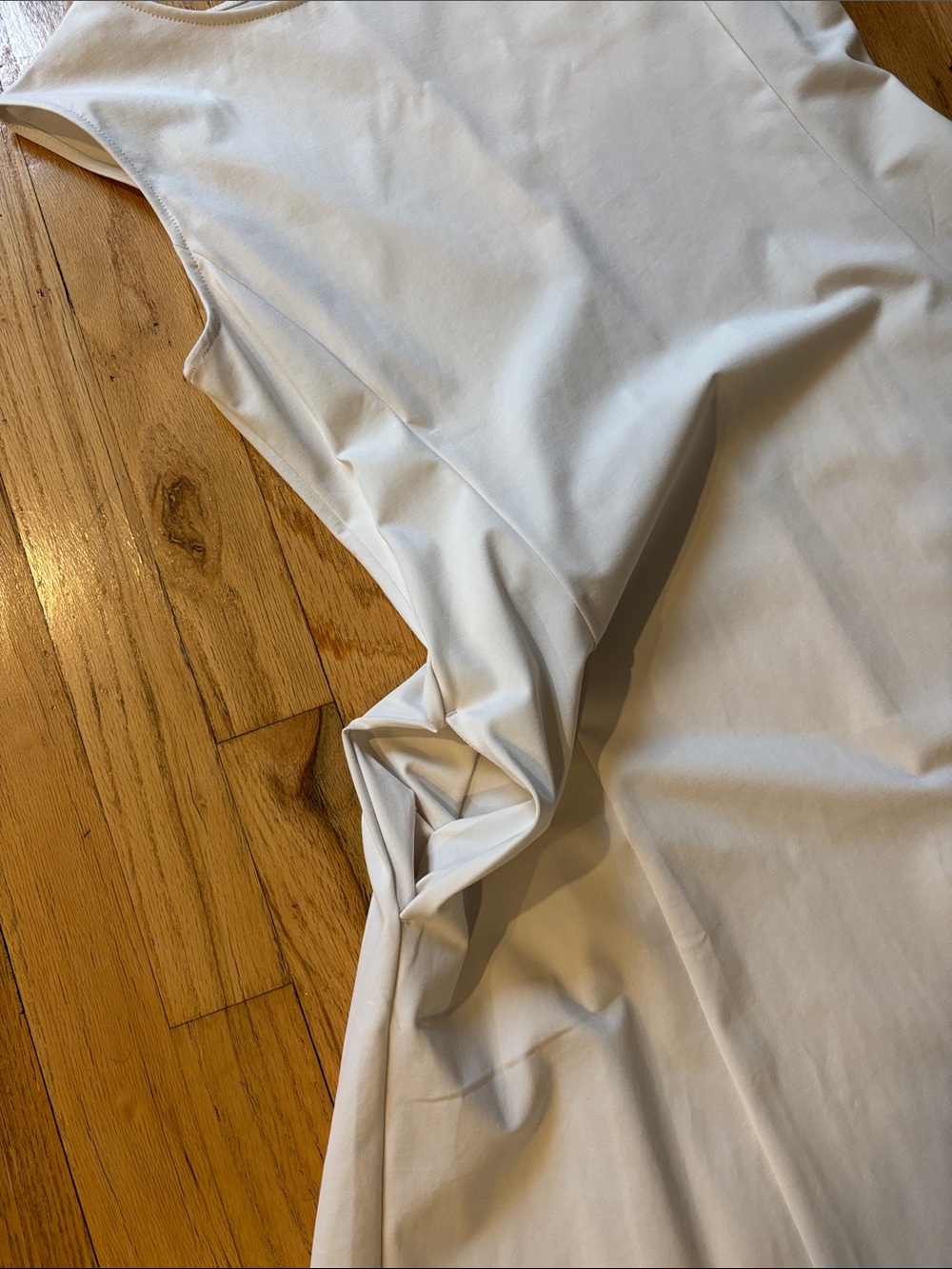 UNIQLO AIRism Ultra Stretch Dress - Picture 4 of 11